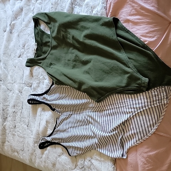 Set of 5 bodysuits - Picture 3 of 3